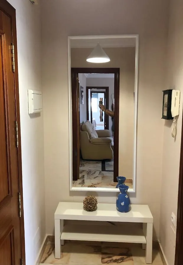 شقة Apartamento Las Dalias, مالقة